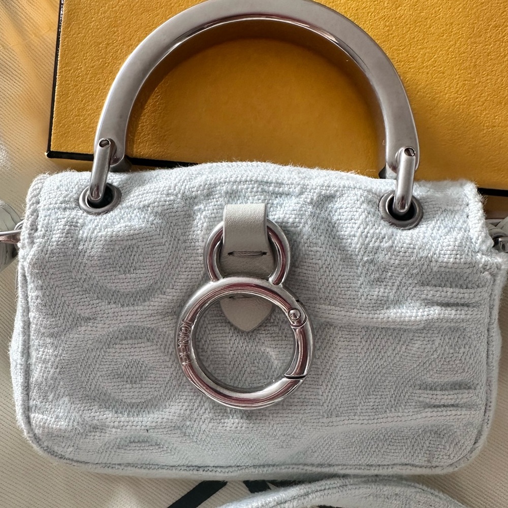💝Fendi Silver nano Mini Baguette Bag new dust bag and box - Picture 4 of 7